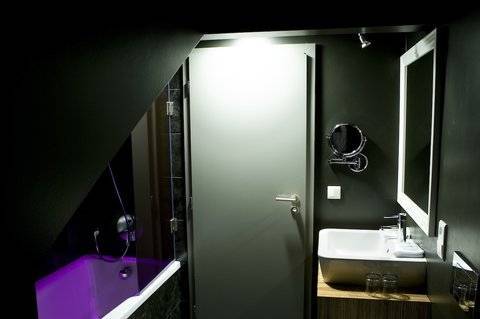 Hotel The Icon & Lounge 4*