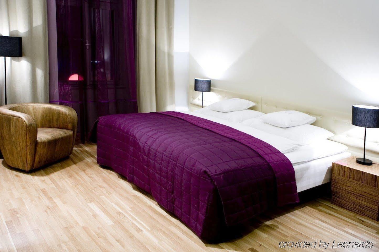 The Icon & Lounge 4*