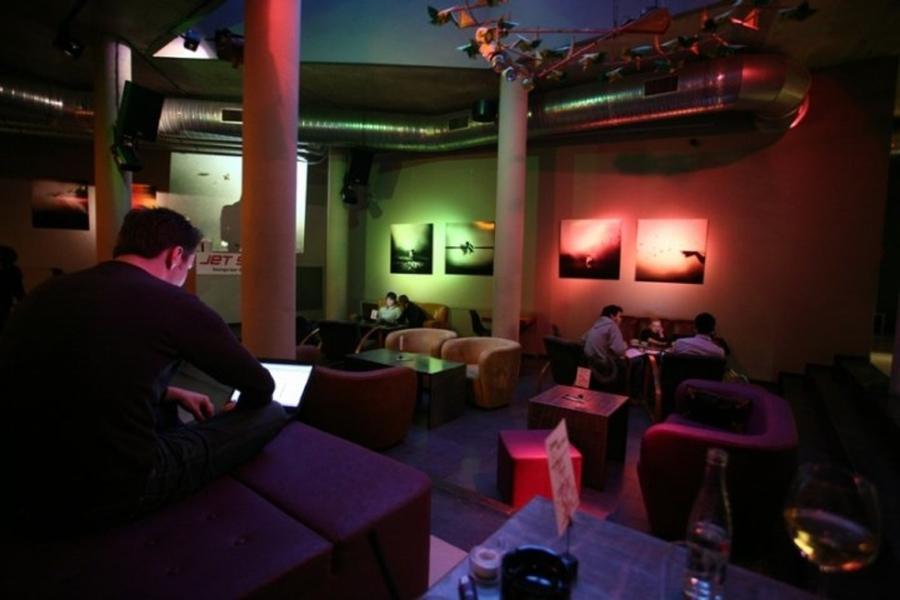 The Icon & Lounge Hotel
